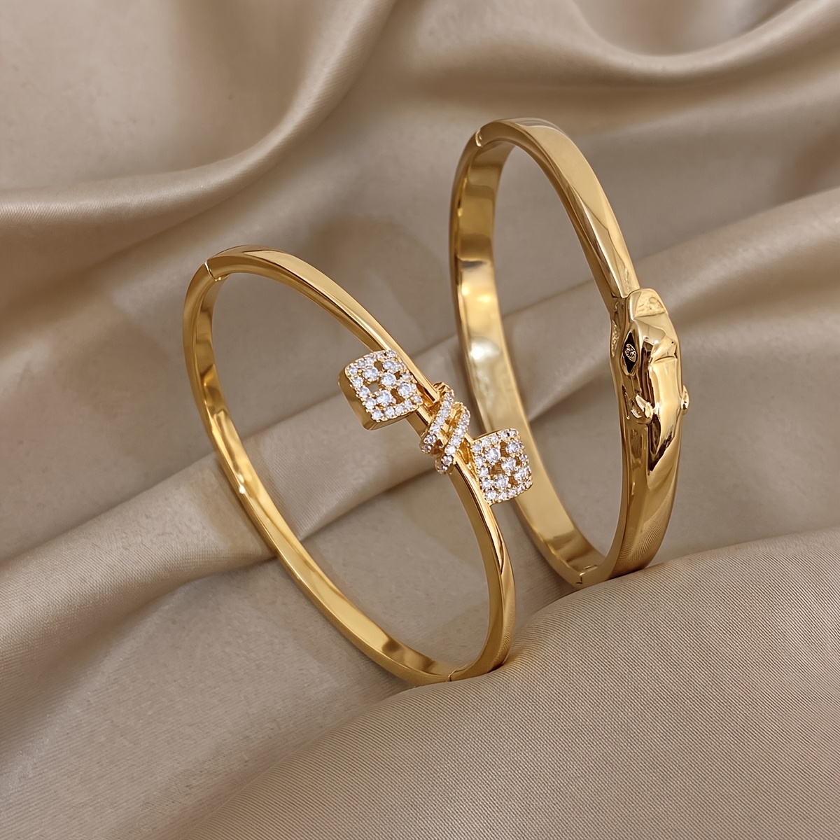 2pc Elegant 18K Golden Plated Bangle Set, Unique Design